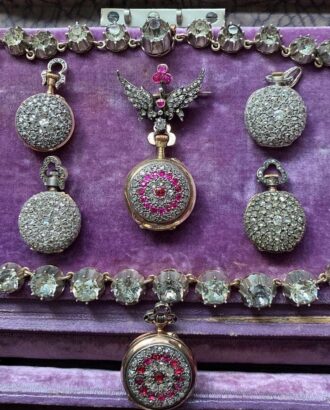 Jewelry Collection Story – Cyndi of TheFabNab